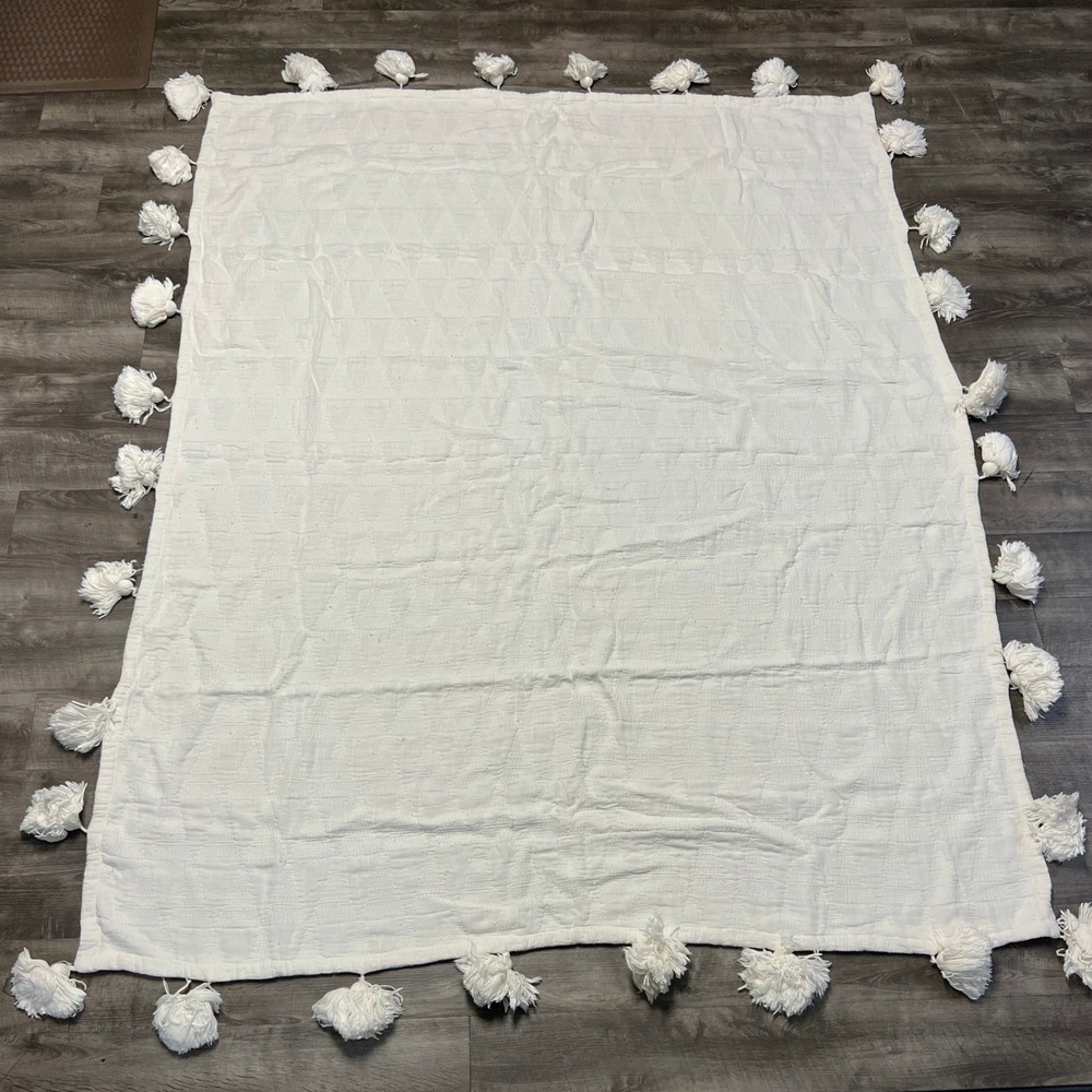 Amity Home Bedspread Blanket White 100% Cotton Twin Coverlet Textured Tassels
